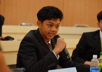 Ketua Fraksi Muda dari Bulukumba, Muh. Mufaddal Muflihun Aktif di Youth Parliamentary DPR RI 2025 46 Foto Muh. Mufaddal Muflihun di Youth Parliamentary DPR RI 2025 (Sumber: Dokumentasi Panitia Acara)