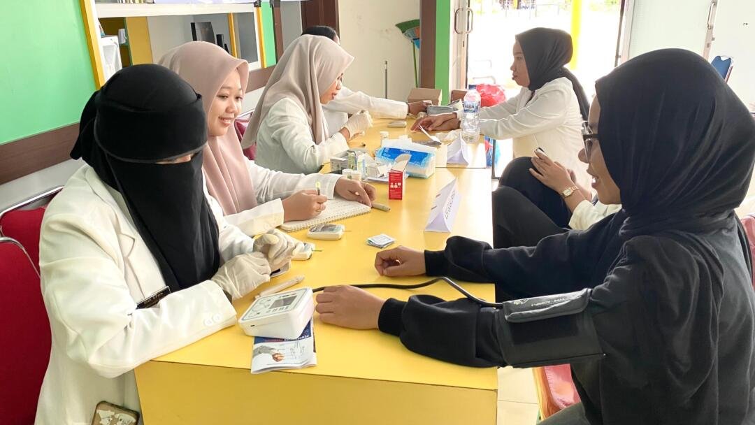 Mahasiswa Program Studi Apoteker Universitas Halu Oleo angkatan XV (Sumber: Dokumentasi Pribadi)