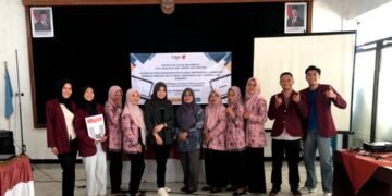Dulu Manual, Kini Digital: Mahasiswa Telkom University Purwokerto Kembangkan Website untuk Posbindu Desa Sidoharum 48 header berita