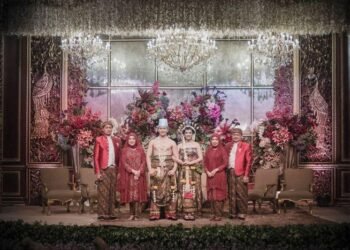praktik upacara adat .Photography: Davy Linggar/bridestory.com