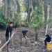 Mahasiswa KKN FK Universitas Riau Bersama Kelurahan Bukit Timah Gelar Gotong Royong Bersihkan Tumpukan Sampah di RT 10 55 Mahasiswa KKN FK Universitas Riau Bersama Kelurahan Bukit Timah Gelar Gotong Royong Bersihkan Tumpukan Sampah di RT 10