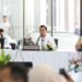 Menteri AHY sedang memberikan paparan rencana Kereta Api