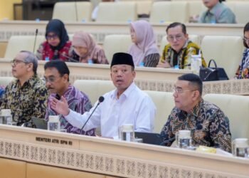 Menteri Nusron Dorong Penambahan Target PTSL Tahun 2027 untuk Perluas Kepastian Hukum Masyarakat 48 25b4e69a 7c8c 4e54 b7b5 18992c8e8a23