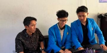 Dokumentasi mahasiswa saat Kerja Praktik di Madinah Computers (Sumber: Dokumentasi Pribadi)