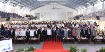 Menteri Nusron Ajak Penerima Sertipikat Wakaf Jadi Penggerak Percepatan Sertipikasi Tanah Wakaf 47 4e0edfac d162 432c 8ad1 1f34689982d3