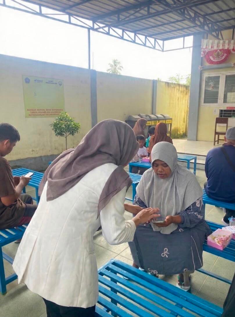 Dokumentasi saat kegiatan sosialisasi berlangsung (Sumber: Dokumentasi Pribadi) 