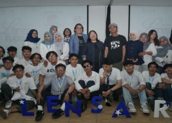 Foto seluruh Panitia Lenssa Rupa