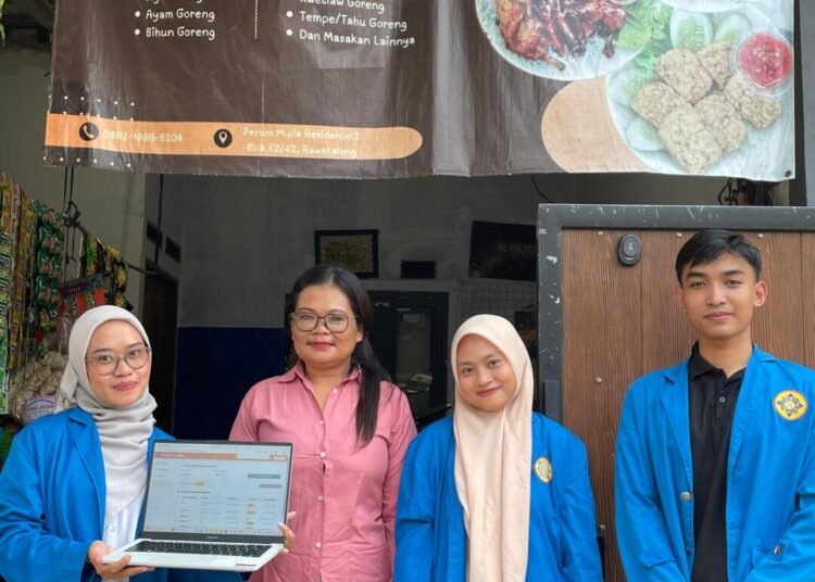 Dorong Digitalisasi UMKM, Mahasiswa Universitas Pamulang Bangun Web Penjualan untuk Catering Ibu Mila 48 IMG 20260530 WA0064