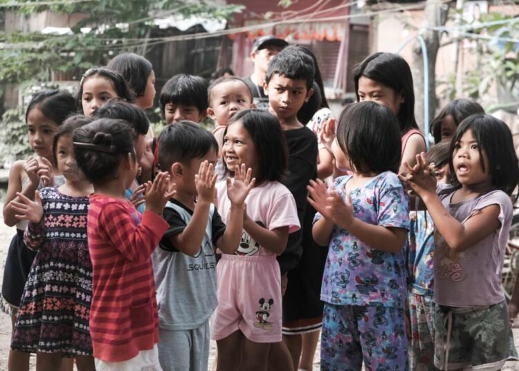 Refleksi Hari Anak Sedunia: Sudahkah Anak Indonesia Benar Benar Terlindungi? 46 Dokumentasi Unsplash Milik Delsie