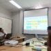 Sesi presentasi dan diskusi interaktif antar karyawan untuk meningkatkan efektivitas kerja organisasi.