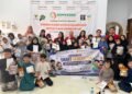 Smart Generation: Mahasiswa Universitas Mercu Buana Jakarta Tingkatkan Kemampuan Membaca dan Bahasa Inggris Anak Asuh Domyadhu Melalui Pembelajaran Interaktif 48 Foto bersama peserta dan panitia (Sumber: Dokumentasi Pribadi)