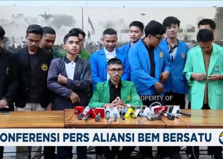 Devide Et Impera di Era Neo Orba: Kritik Terhadap Narasi dan Legitimasi BEM Fakultas Bersatu 46 IMG 20260617 WA0092