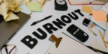 Ngerasa Gampang Capek? Mungkin Lo Bukan Males, Tapi Burnout 56 Sumber: Pexels.com