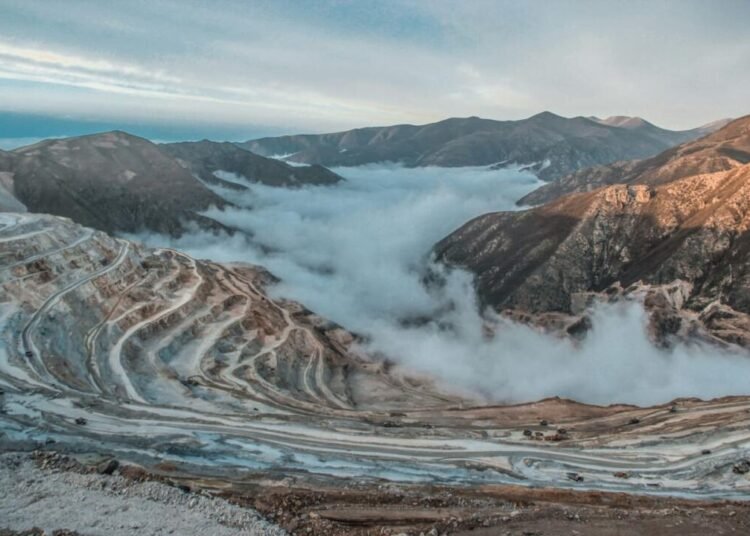 Dokumentasi Unsplash Milik Omid