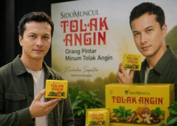 Nicholas Saputra brand ambasador baru Jamu Tolak Angin (Ilustrasi Yusuf)