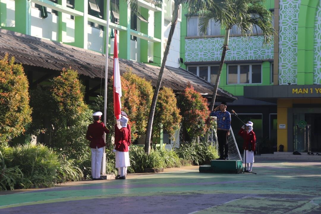 MAN 1 Yogyakarta Gelar Upacara Peringatan Hari Lahir Pancasila 48 MAN 1 Yogyakarta