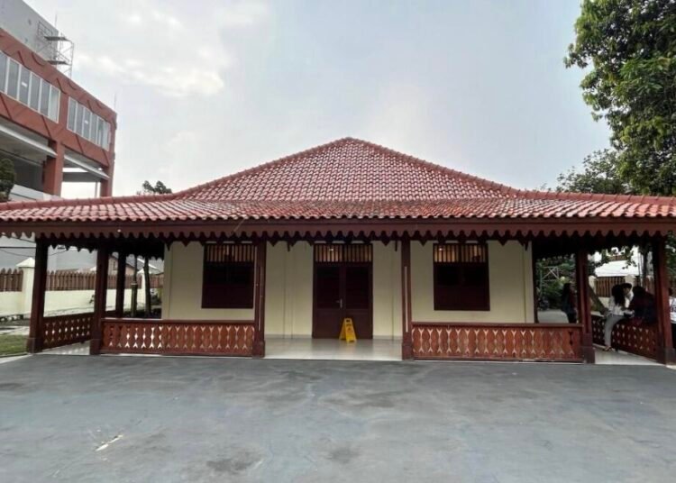 Foto Balai Betawi Condet (Sumber: Dokumentasi Pribadi)