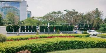 Kampus Hijau RI-Malaysia: Fasilitas Megah Tapi Budaya Berkelanjutan Masih Lemah 56 Foto gedung Graha Rektorat (Sumber: Dokumentasi Kharisma Nafa)