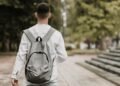 Mahasiswa Bertahan di Perantauan