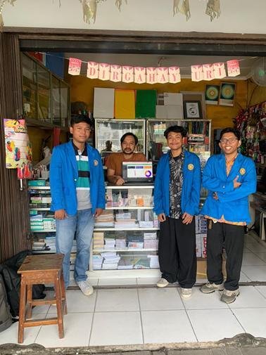 Mahasiswa Teknik Informatika UNPAM Mengimplementasikan Sistem Informasi Digital di Fotocopy Bungsu Cipondoh Tangerang 51 Picture1 10