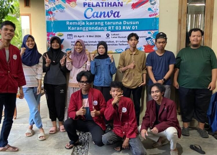 Mahasiswa Telkom University Gelar Pelatihan Canva untuk Tingkatkan Literasi Digital Remaja Karanggondang 49 SampulMediaMassa