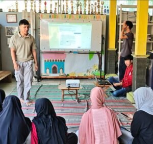 Mahasiswa Telkom University Gelar Sosialisasi Pengenalan AI untuk Pelajar SD dan SMP di Rumah Literasi Tambaksogra 51 Screenshot 2026 06 17 143038