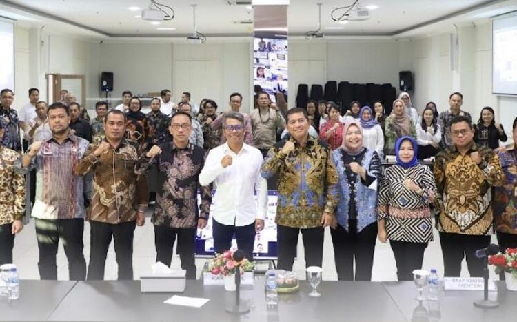 Perkuat Sinergi dan Komunikasi Publik, Kantor Pertanahan Kabupaten Simalungun Ikuti Sosialisasi Strategis ATR/BPN 46 Screenshot 2026 06 24 at 07.34.38