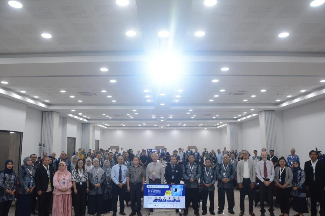Dosen dan Mahasiswa Universitas Negeri Malang Presentasikan Inovasi Media Edukasi Gizi Berbasis Augmented Reality pada Seminar Internasional ICE-ELINVO 2026 49 Venny Bersama