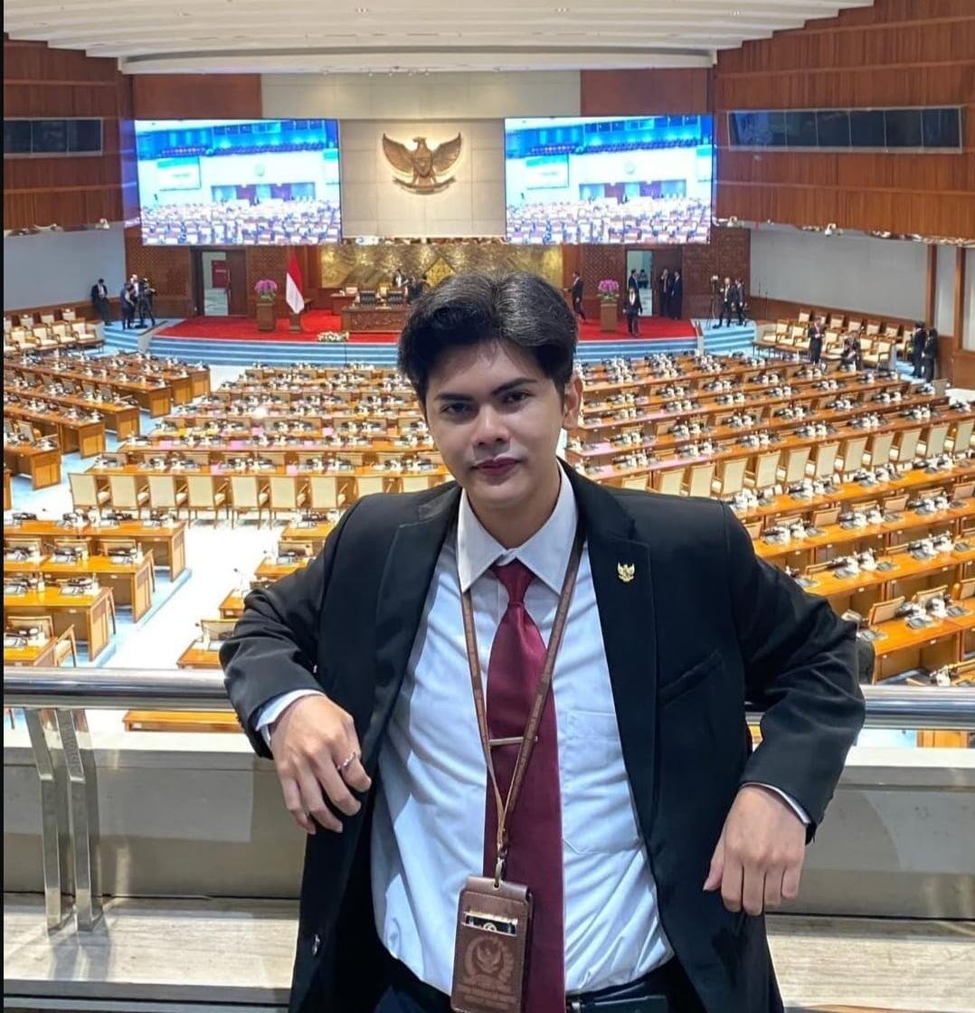 Dude Zeverim Prabowo