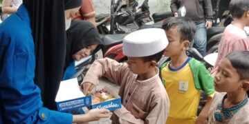 Meningkatkan Kepedulian Sosial melalui Kegiatan Jumat Berkah di Masjid As-Salam Jakasampurna sebagai Implementasi Nilai Islam 56 WhatsApp Image 2026 06 08 at 11.27.08