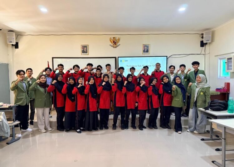 Mahasiswa UPN Veteran Jawa Timur Gelar Edukasi Moderasi Beragama di MAN Kota Surabaya 47 WhatsApp Image 2026 06 11 at 20.18.20