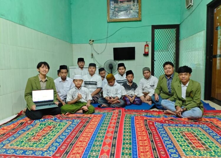 Tanamkan Jiwa Kebersamaan, Mahasiswa UPN "Veteran" Jawa Timur Edukasi Toleransi di Panti Asuhan Ulul Azmi Surabaya 46 WhatsApp Image 2026 06 13 at 14.21.04