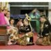 Sumber : Google,Foto Pernikahan Adat Jawa, Prosesi Sungkeman Wedding Retno+Wibi di Gedung Monumen Diponegoro Yogyakarta .