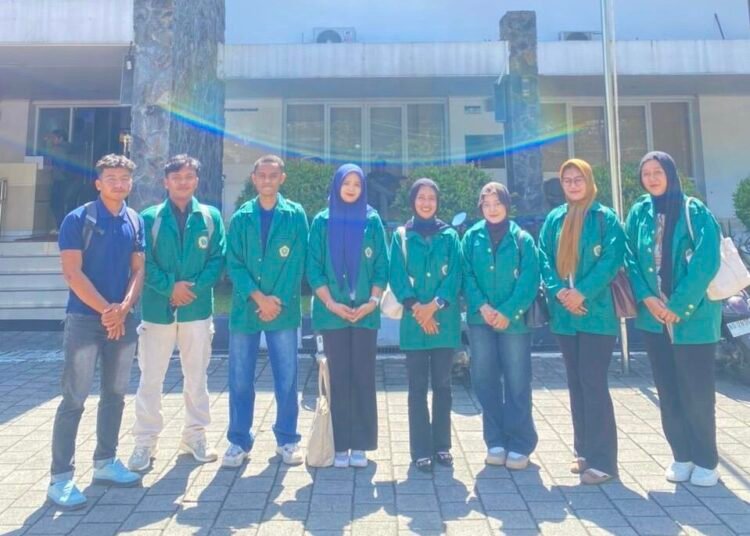 Mahasiswa Universitas Boyolali Kunjungi BPN: Pastikan Ketidakadaan Tanah Ulayat di Wilayah Boyolali 46 Dokumentasi mahasiswa Universitas Boyolali di Kantor BPN (Sumber: Dokumentasi Pribadi)