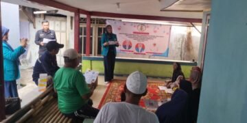 Edukasi Rumah Sehat dan PHBS di Kadumerak, Langkah Nyata Cegah Penyebaran Tuberkulosis 56 Dokumentasi saat kegiatan edukasi berlangsung (Sumber: Dokumentasi Pribadi)
