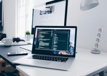 Serangan Ransomware Everest terhadap Ditjen Bea Cukai: Ujian Ketahanan Siber Instansi Pemerintah 46 Dokumentasi Unsplash Milik Christopher