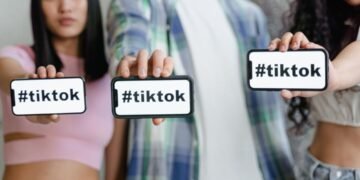 Ketika Viral Lebih Penting daripada Benar