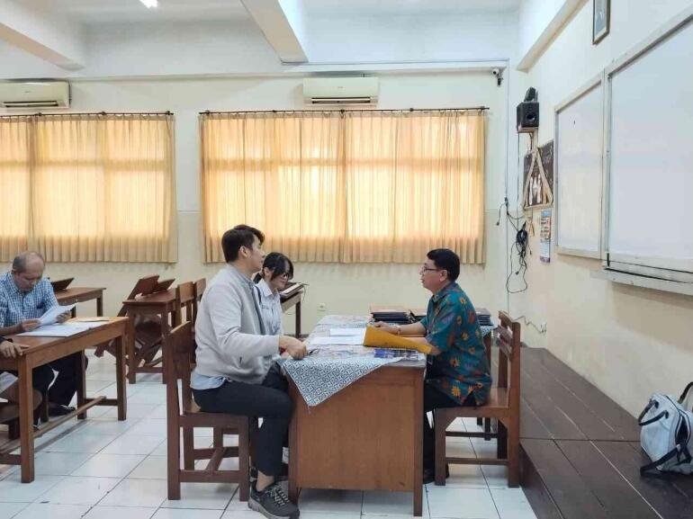 Penerimaan Rapor dan Pameran Karya Siswa Jadi Momentum Apresiasi Pembelajaran 52 whatsapp image 2026 06 19 at 09 19 23 6a34aac1ed6415362711e553