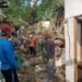 Di Tengah Pembangunan Jalan TMMD, Satgas TMMD ke-129 Kodim 0601/Pandeglang Gerak Cepat Bantu Warga Terdampak Pohon Tumbang