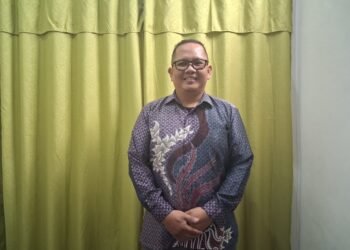 Saat wawancara perjalanan karier Ahmad Mustofa, MT.