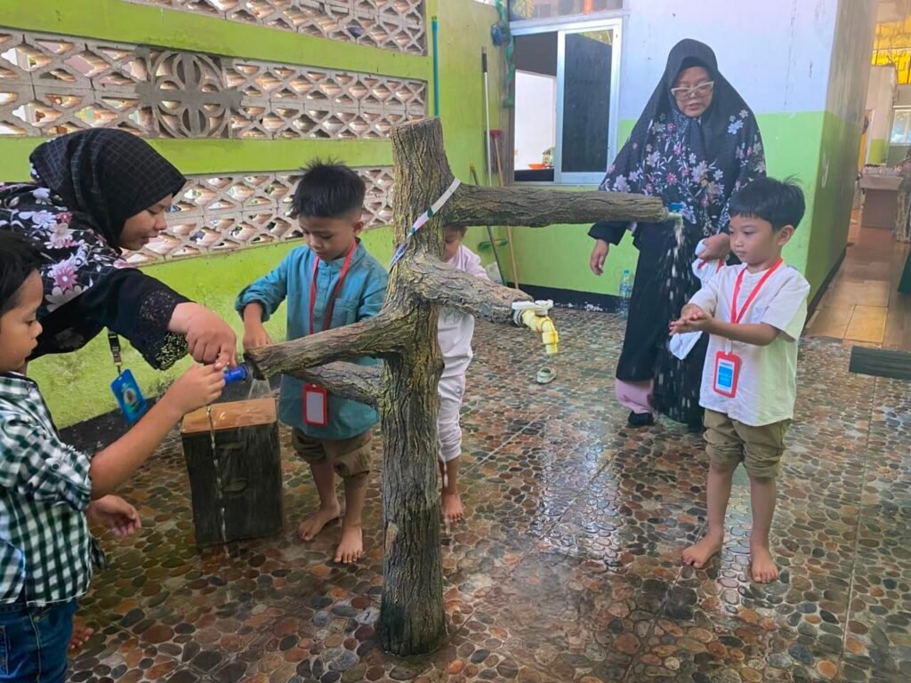 MPLS Hari Pertama, Guru TKIT Al-Fadiyah Berkenalan dengan Siswa Baru 50 4