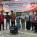 Mahasiswa KKN UNTAG Surabaya Gelar Pelatihan Pembuatan TTG Stove Portable bagi Warga Desa Sukorejo 52 Foto bersama mahasiswa Universitas 17 Agustus 1945 UNTAG Surabaya dan warga Desa Sukorejo Kabupaten Gresik (Sumber: Dokumentasi Pribadi)