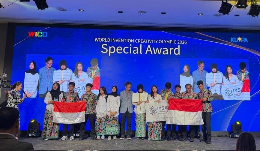 Harumkan Nama Bangsa, Chelsi Chiapinsky Heryadi Raih Medali Emas di WICO 2026 Lewat Inovasi Pemurni Udara 47 Harumkan Nama Bangsa, Chelsi Chiapinsky Heryadi Raih Medali Emas di WICO 2026 Lewat Inovasi Pemurni Udara