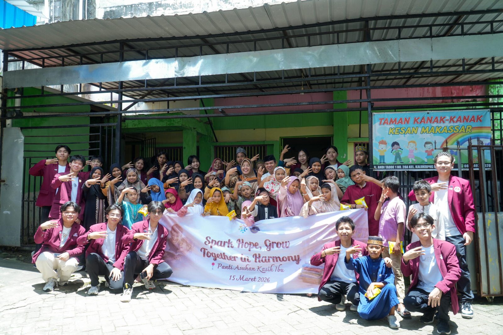 FDU Umum UC Makassar Tebarkan Harapan Melalui Bakti Sosial di Panti Asuhan Kasih Ibu 54 DSC08841 1