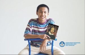 Harumkan Jombang, Nikko Prastya Agung, Sabet Juara 1 FLS2N Lewat Novel "Benedictus Doti" 47 Desain tanpa judul 2 1