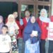 Upaya Mahasiswa KKN UNTAG Surabaya Mengatasi Permasalahan Air Payau di Desa Pegundan. 51 Dokumentasi bersama Ibu Nazilah Mitra sub kelompok 3 Reguler 10