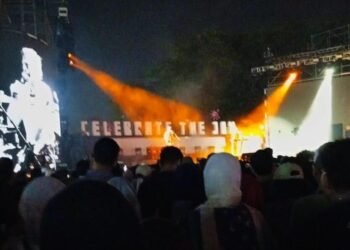 Prambanan Jazz 2026 Rayakan Sukacita Lewat Musik, Seni, dan Budaya di Candi Prambanan 46 Michael Learn To Rock di Panggung Rukun memukau penonton dengan lagu - lagu nostalgia 90 an nya (Yusuf)