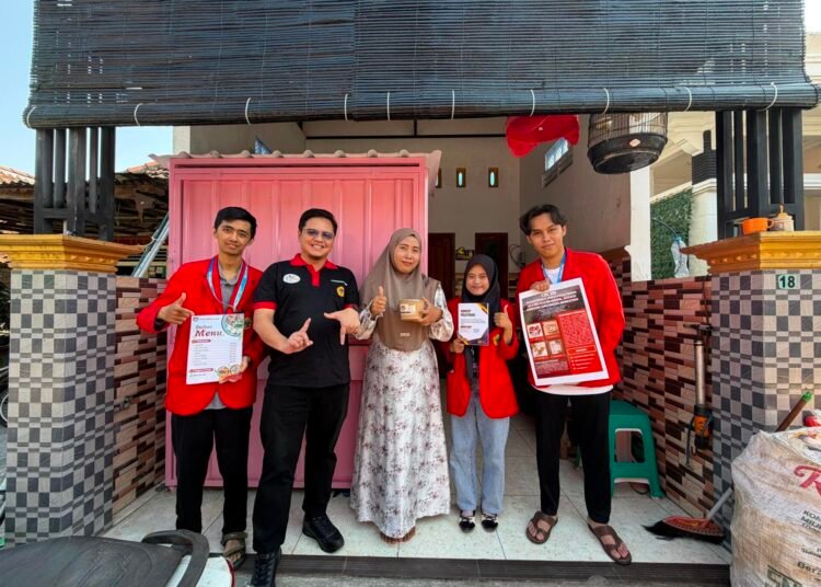 Mahasiswa KKN Untag Surabaya Tingkatkan Daya Saing UMKM Kedai Mama Lela melalui Inovasi Kemasan, Branding, dan Digital Marketing 46 IMG 20260712 WA0000 1