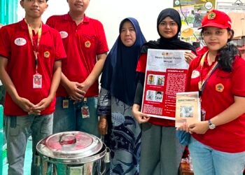 Mahasiswa UNTAG Surabaya Terapkan Mesin Peniris Minyak (Spinner) untuk Percepat Produksi Keripik Tempe 46 IMG 20260713 WA0026