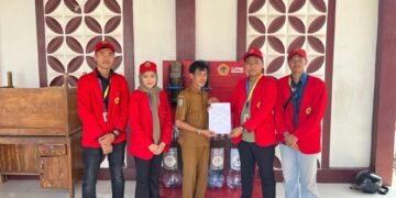 "Mahasiswa UNTAG Surabaya Hadirkan Alat Pemilah Sampah dan Pres Botol Plastik untuk SLB Muhammadiyah Golokan" 57 IMG 20260713 WA0050